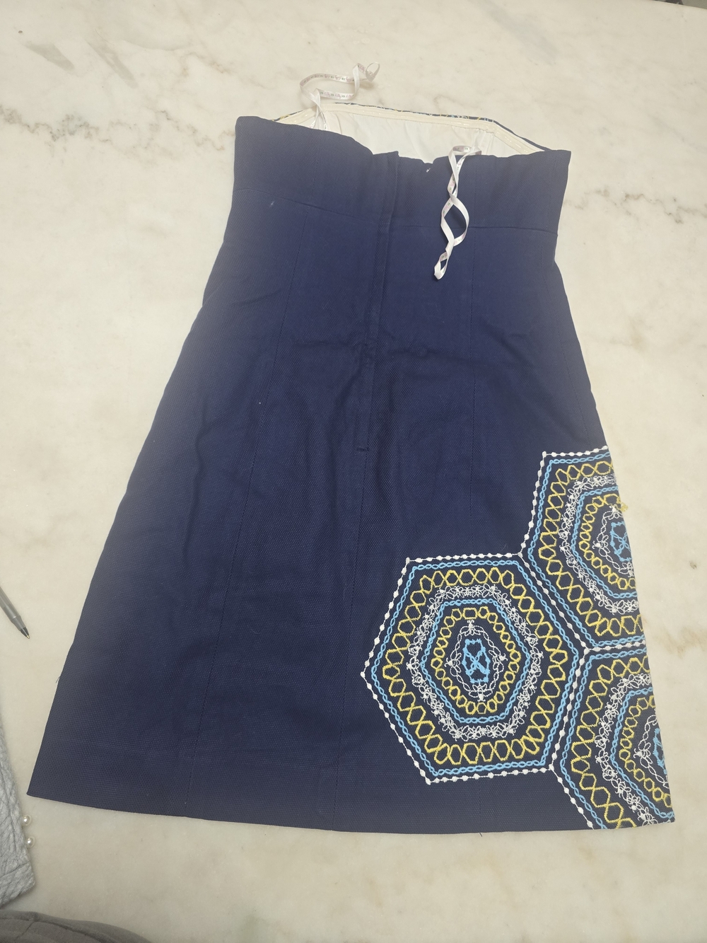 Lilly Pulitzer Navy Strapless Mini Dress with Teal Embroidery - Picture 2 of 9